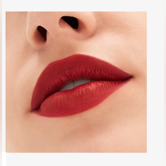 New MAC Cosmetics Locked KISS in extra chilli - Picture 3 of 4